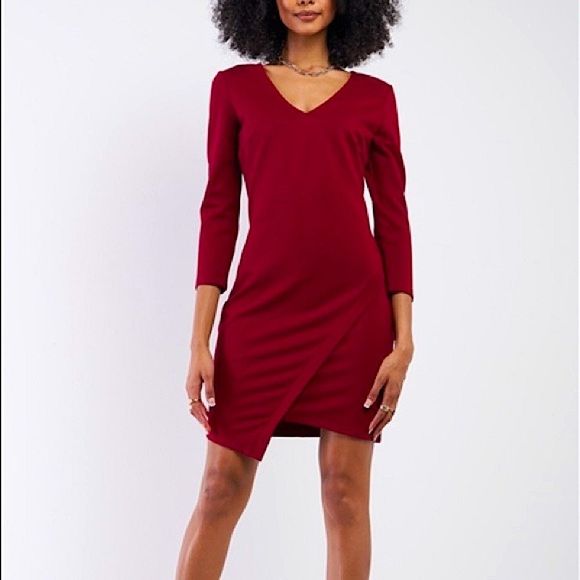NWT SUGARLIPS Burgundy Bodycon V-neck Mini Dress - Picture 2 of 13